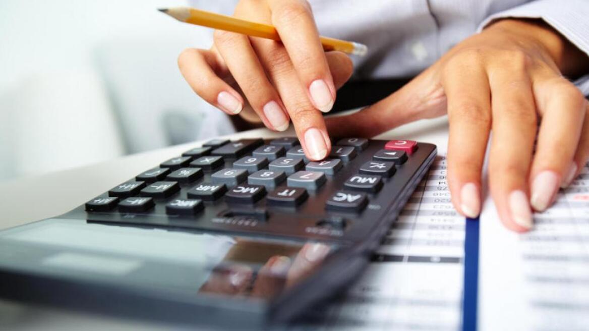 Φορολογικές δηλώσεις 2021: Ποιοι θα δουν επιστροφές φόρων έως και €1.930