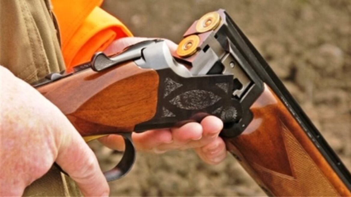 Βόλος: Κατασχέθηκαν έξι νόμιμα και μη όπλα