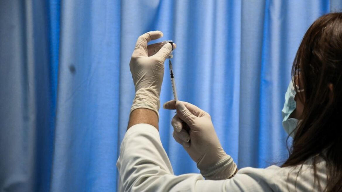 Ισπανία: Μόλις το 2% έχει αρνηθεί να κάνει το εμβόλιο για τον κορωνοϊό