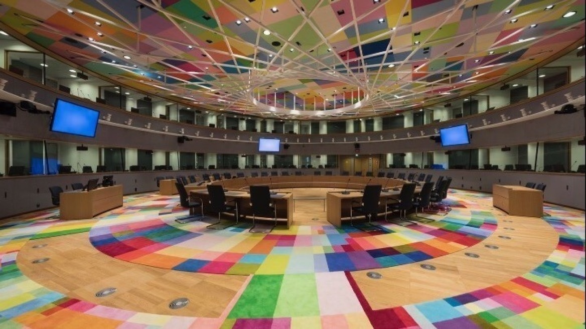 Συνεδριάζει το Ευρωπαϊκό Συμβούλιο: Προς επεξεργασία το σχέδιο για διαβατήρια εμβολιασμού