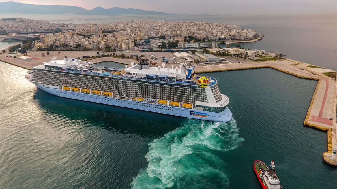 «Φουντώνει» η κόντρα για το ποιος θα έχει το πάνω χέρι στην κρουαζιέρα