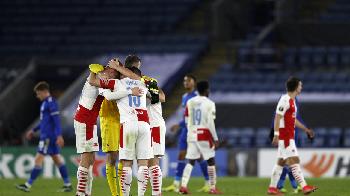 Δείτε βίντεο με τα γκολ του Europa League: Σοκ για Λέστερ, οριακά η Μίλαν, χαλαρά στους «16» η Γιουνάιτεντ