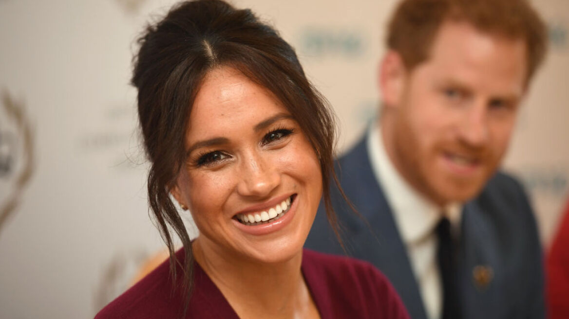 Το φόρεμα εγκυμοσύνης που επέλεξε η Meghan Markle κοστίζει 30 δολάρια