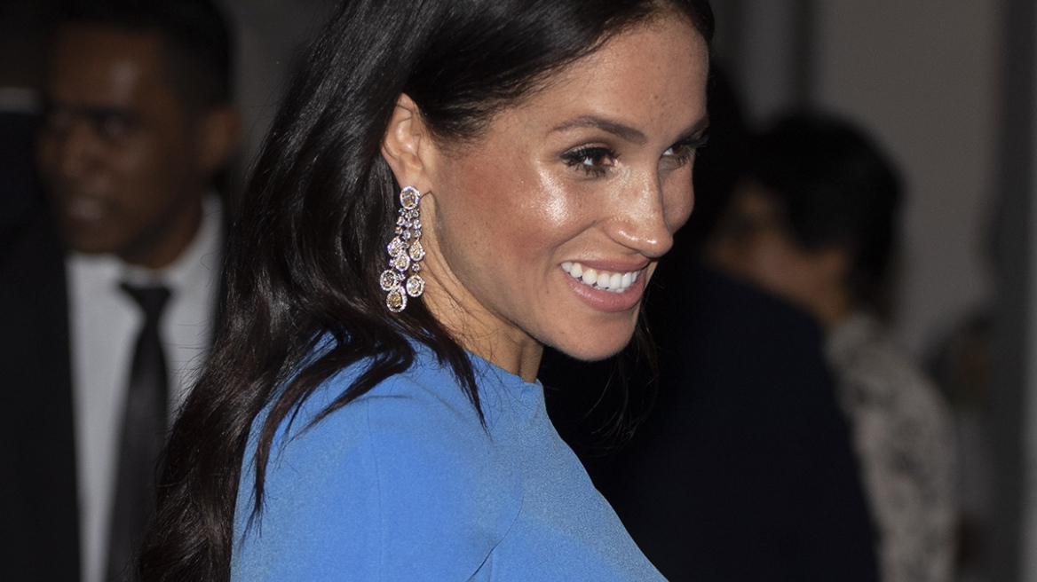 Τo σκάνδαλο με τα σκουλαρίκια της Meghan Markle: Όταν τα διαμάντια δεν είναι ο καλύτερος φίλος μιας γυναίκας.
