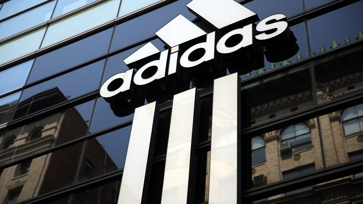 Adidas: Περιμένει δυναμικό comeback των πωλήσεων παρά τη «χασούρα» από τη Reebok