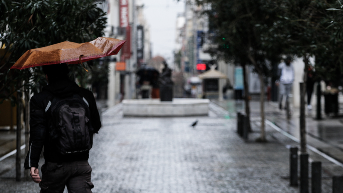 Καιρός: Βροχές μέχρι και την Κυριακή - Καταιγίδες, κρύο και χιόνια στα βόρεια, ζέστη στα νότια - Βίντεο, χάρτες