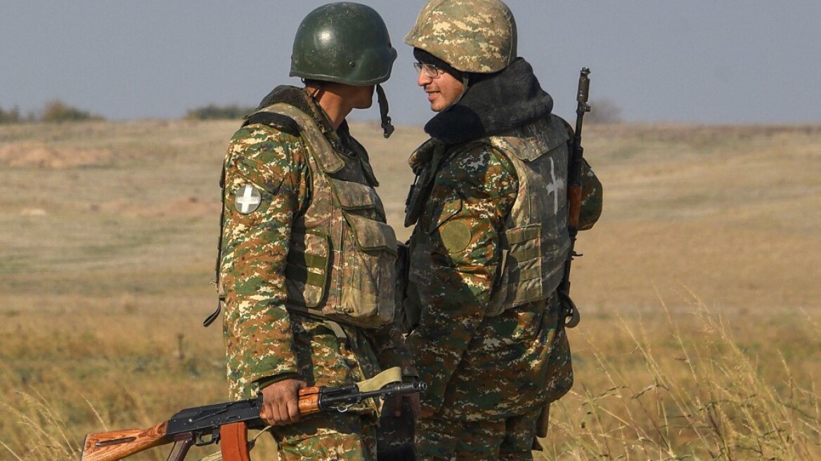 Ρωσία: Έστειλε πρόσθετο στρατό στα σύνορα της Αρμενίας με το Αζερμπαϊτζάν