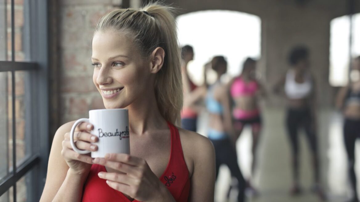 Τι κερδίζουν όσοι πίνουν ένα δυνατό καφέ μισή ώρα πριν την προπόνηση
