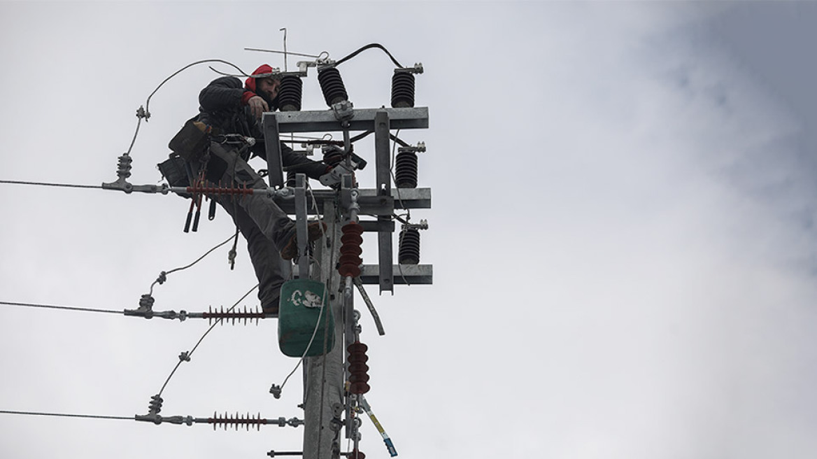 Τραγωδία στην Ερέτρια: Στον εισαγγελέα οι τρεις συλληφθέντες για τον φρικτό θάνατο των τεχνικών