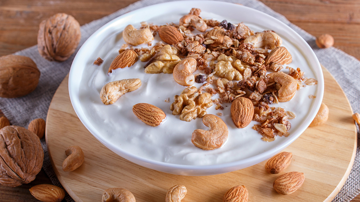 Φτιάχνουμε την τέλεια γκρανόλα χωρίς γλουτένη