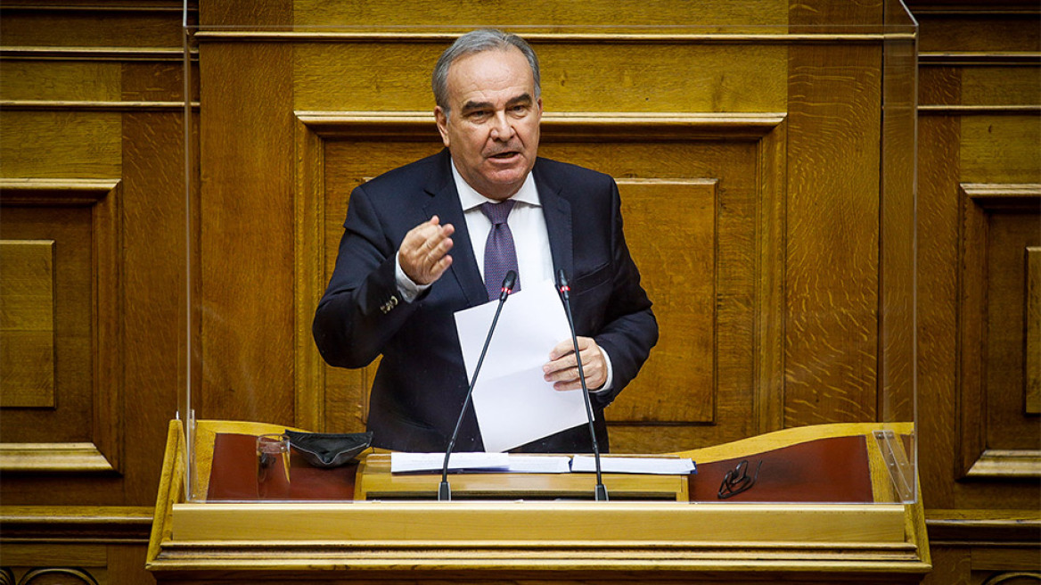 Παπαθανάσης (ΘΕΜΑ 104,6): Οι λοιμωξιολόγοι επαναξιολόγησαν την Παρασκευή τα δεδομένα, τι μπορούσαμε να κάνουμε;