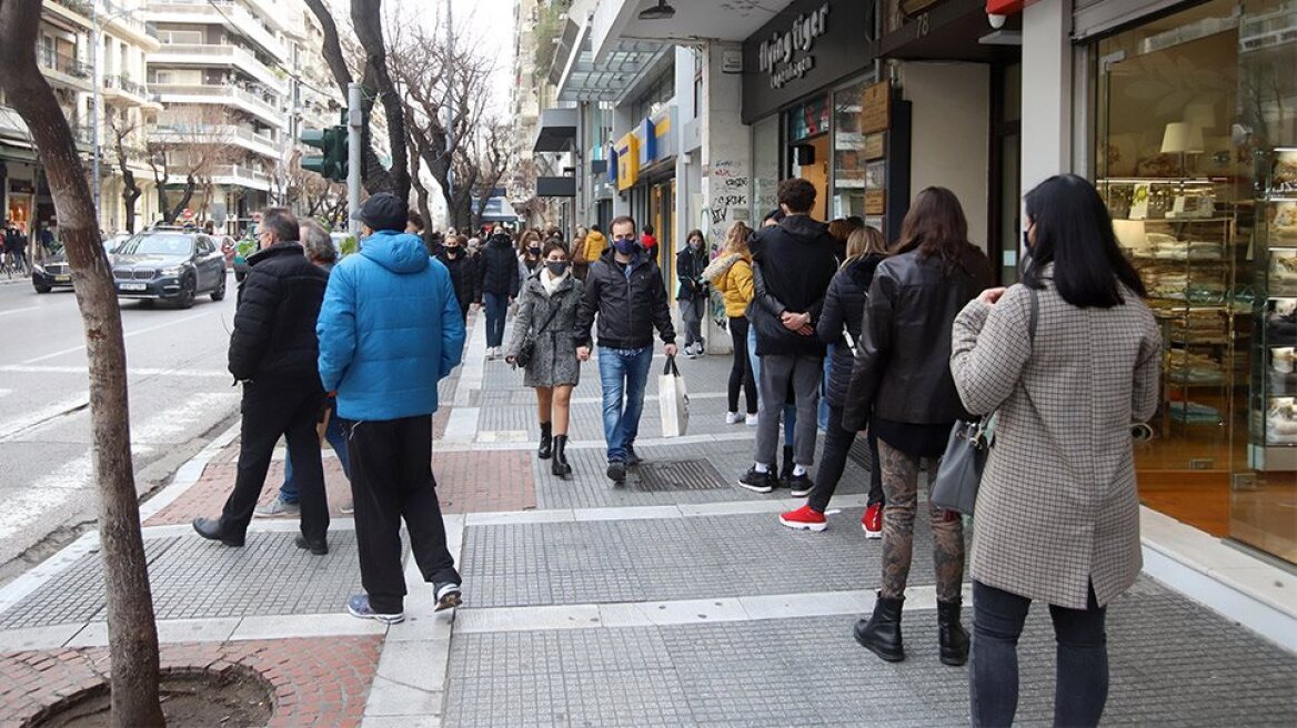 Lockdown: Μια ανάσα πριν το άνοιγμα του λιανεμπορίου – Πώς θα λειτουργήσει τη Δευτέρα