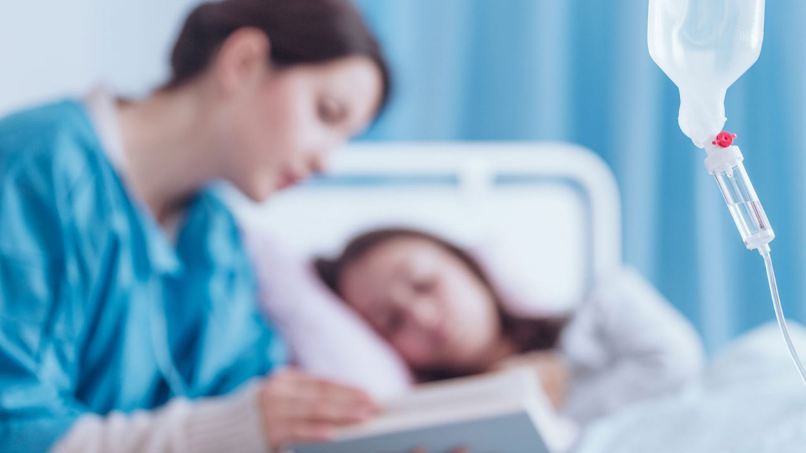 Νοσηλεία σε ιδιωτικό νοσοκομείο: Τι καλύπτει ο ΕΟΠΥΥ και τι η ασφαλιστική εταιρία