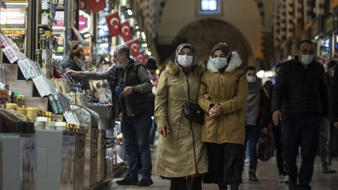 Τουρκία: Διαδοχικά αρνητικά ρεκόρ - Σχεδόν 56.000 κρούσματα