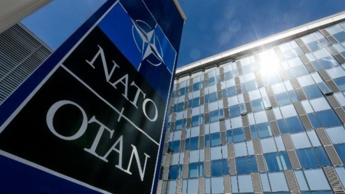 ΝΑΤΟ: Τετραμερής συνάντηση στις Βρυξέλλες για Ρωσία και Ουκρανία 