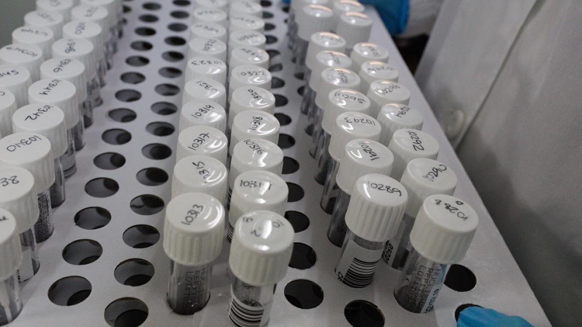 Κύπρος: Τρεις θάνατοι και 852 νέα κρούσματα