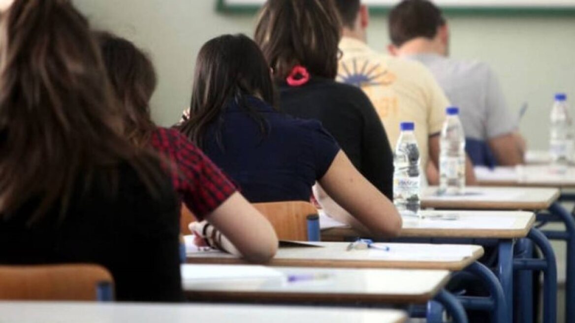 Υπουργείο Παιδείας: «Πράσινο φως» για τη διεξαγωγή κάθε είδους εξετάσεων