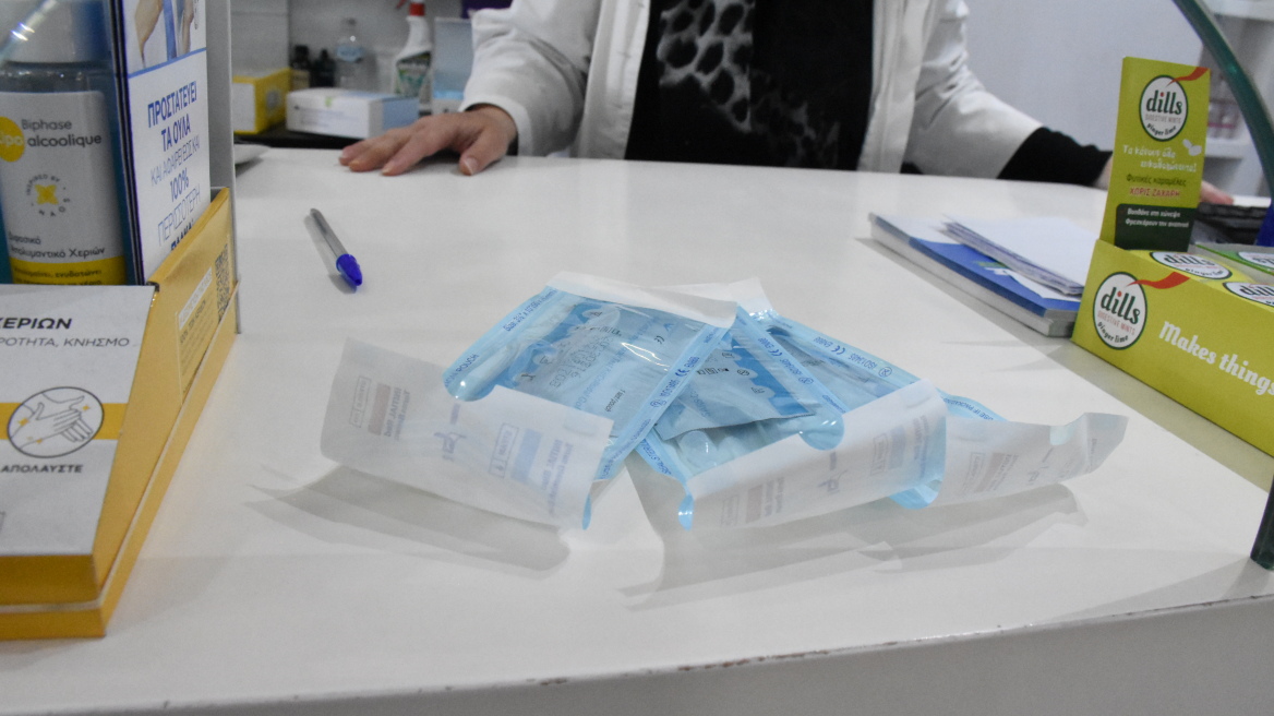 Από σήμερα τα 5 δωρεάν self test σε μαθητές και εκπαιδευτικούς