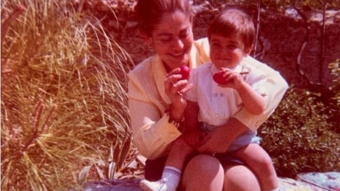 Μητσοτάκης: Τιμά τη μνήμη της μητέρας του με μια συγκινητική ανάρτηση στο Instagram