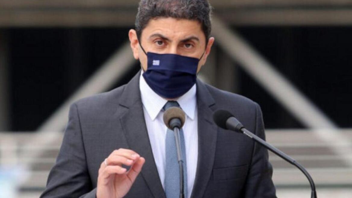 Αυγενάκης: Είμαστε αντίθετοι με το lockdown στις εξέδρες των γηπέδων