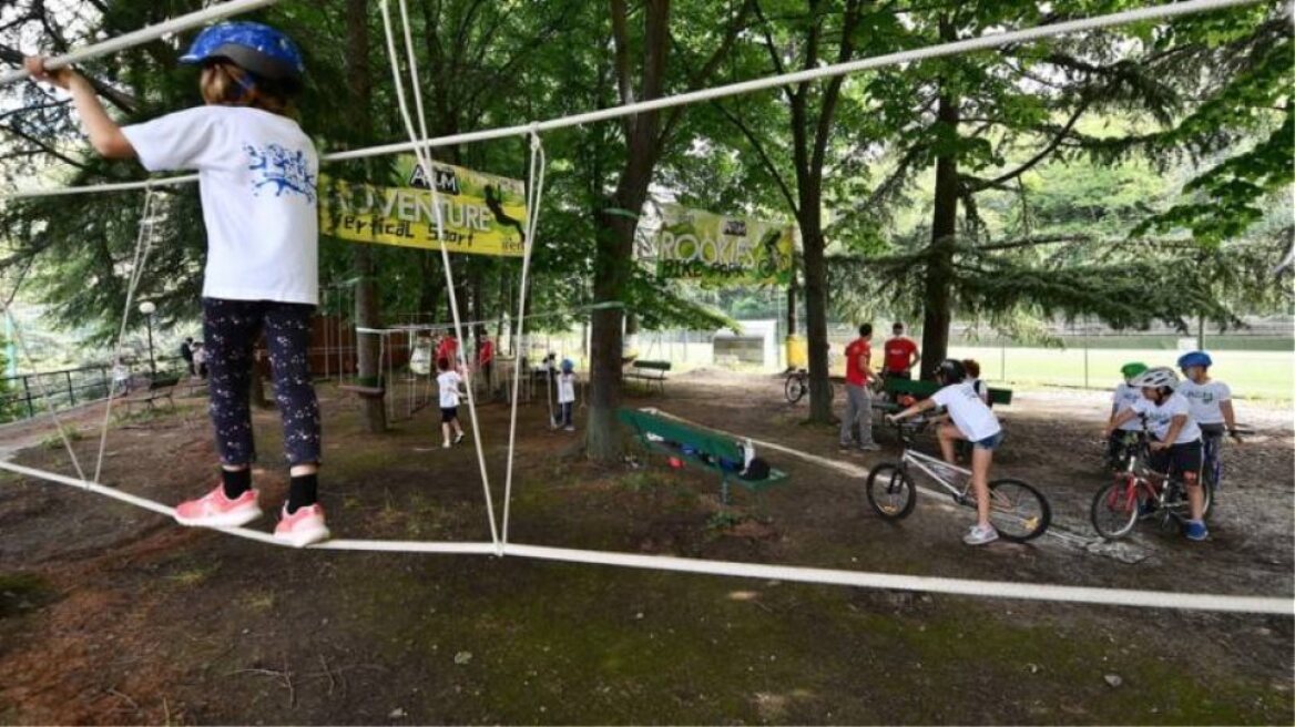 Παράταση των αιτήσεων έως τις 13 Μαΐου για το κατασκηνωτικό πρόγραμμα του ΟΑΕΔ