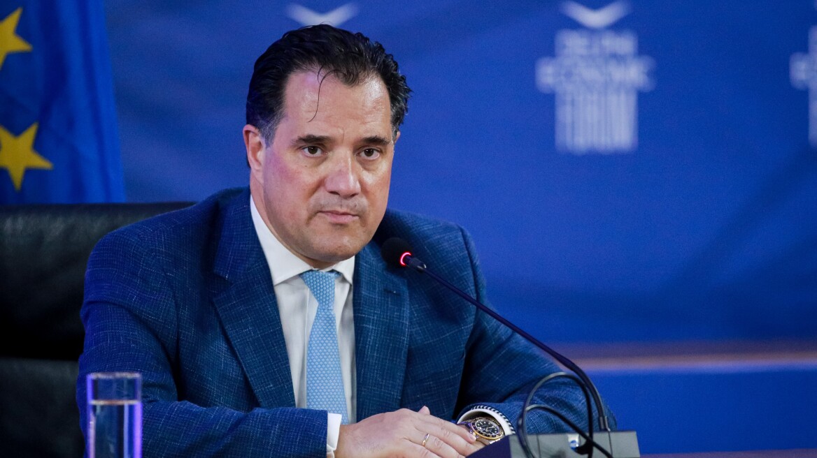 Γεωργιάδης: Όσοι έχουν εμβολιαστεί θα έχουν μεγαλύτερα περιθώρια κινητικότητας