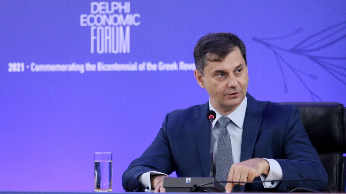 Θεοχάρης: Η Ελλάδα δείχνει πώς ο τουρισμός μπορεί να ανοίξει με ασφάλεια
