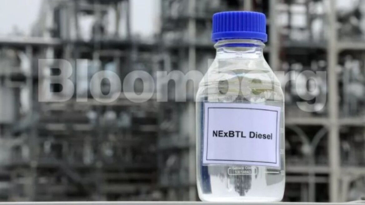 Τι κοινό έχουν οι τηγανητές πατάτες και τα αεροσκάφη; – Απαντά ένας παγκόσμιος ηγέτης