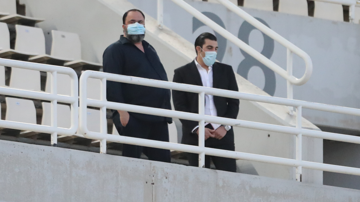 Ολυμπιακός-ΠΑΟΚ: Ο Βαγγέλης Μαρινάκης στο ΟΑΚΑ