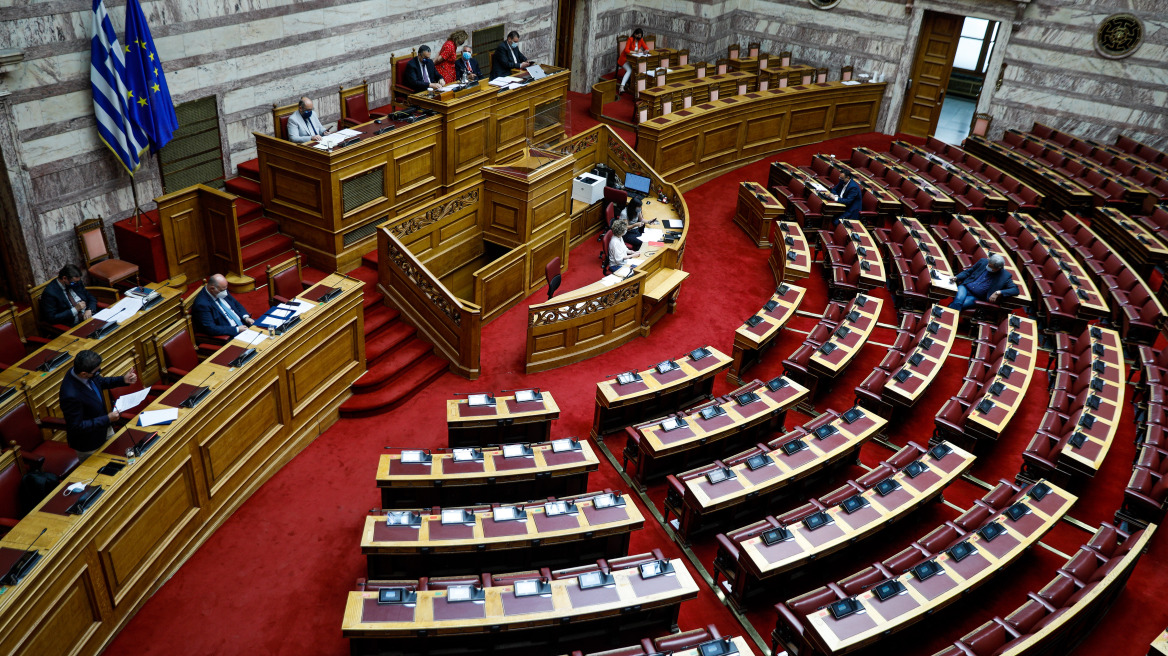 Αρνητικός ο ΣΥΡΙΖΑ για την ψήφο των απόδημων Ελλήνων - Πολιτική σύγκρουση για το νομοσχέδιο