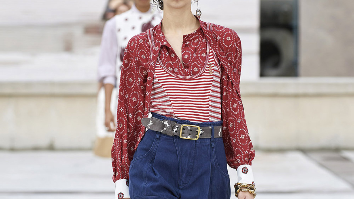 Αυτό είναι τέλειο ρούχο για τις ζεστές, καλοκαιρινές ημέρες