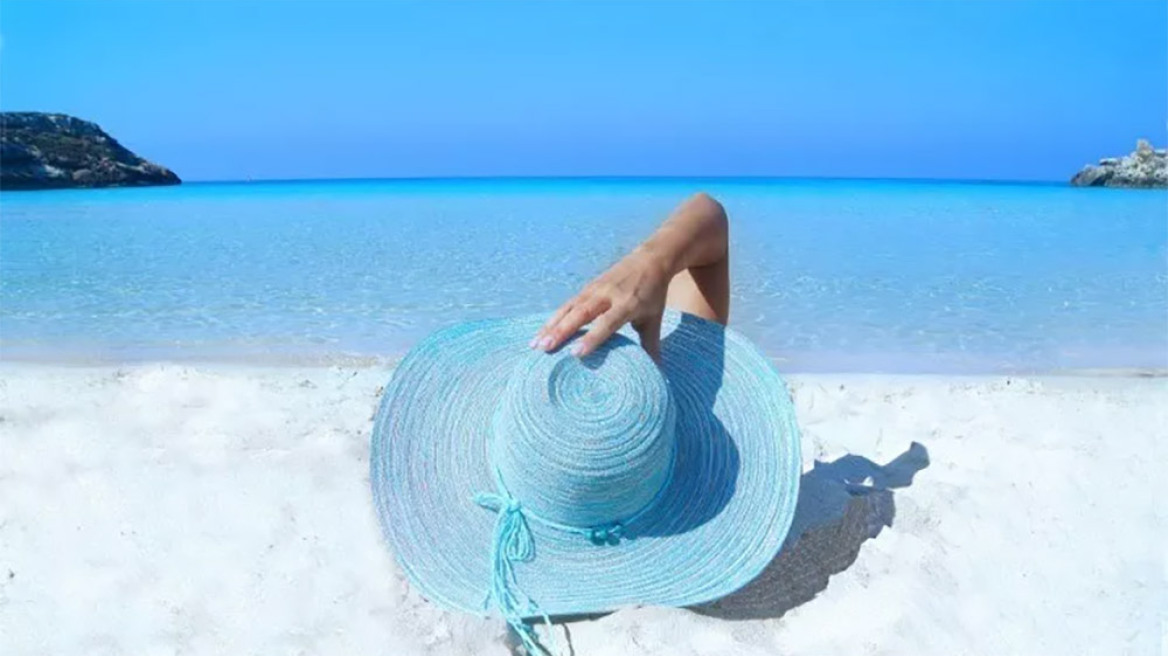 Καλοκαιρινή άδεια: Τι αλλάζει το 2021- Πότε καταβάλλεται το επίδομα αδείας