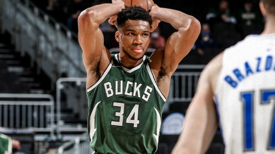 Αντετοκούνμπο: «Δεν μιλάμε για μπάσκετ στο σπίτι»