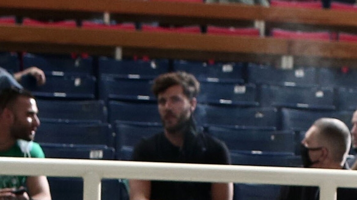 Στο ΟΑΚΑ ο Νίκος Μπάρτζης για να δει το παιχνίδι Παναθηναϊκός-Λαύριο