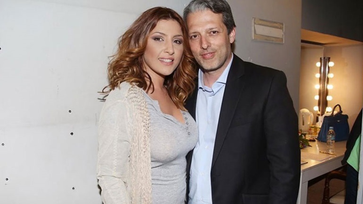 Η Έλενα Παπαρίζου μιλάει για τον άνδρα της και... λιώνει