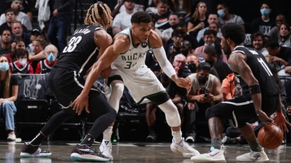 NBA, Νετς-Μπακς 115-107: Το 1-0 με Ντουράντ και Ίρβινγκ, πάλευε μόνος του ο Γιάννης