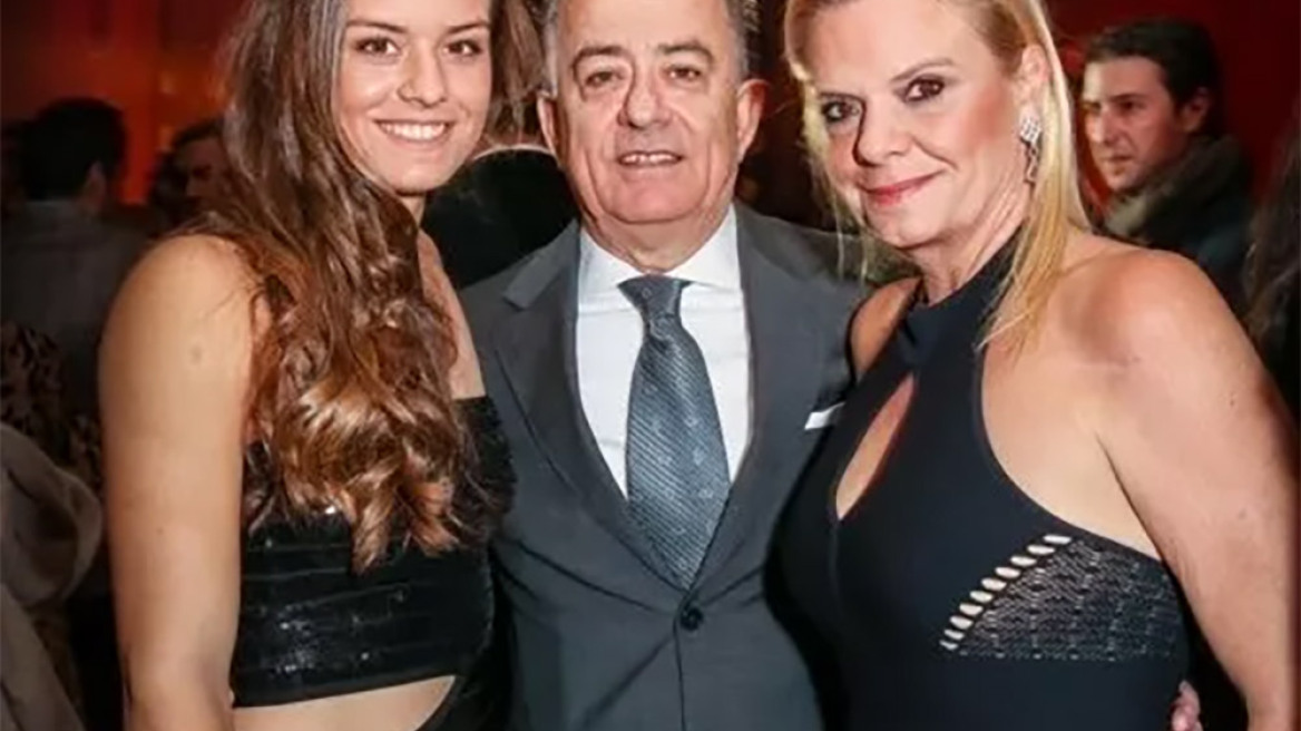 Κώστας Σάκκαρης: Η Αγγελική, η Μαρία και η Victory