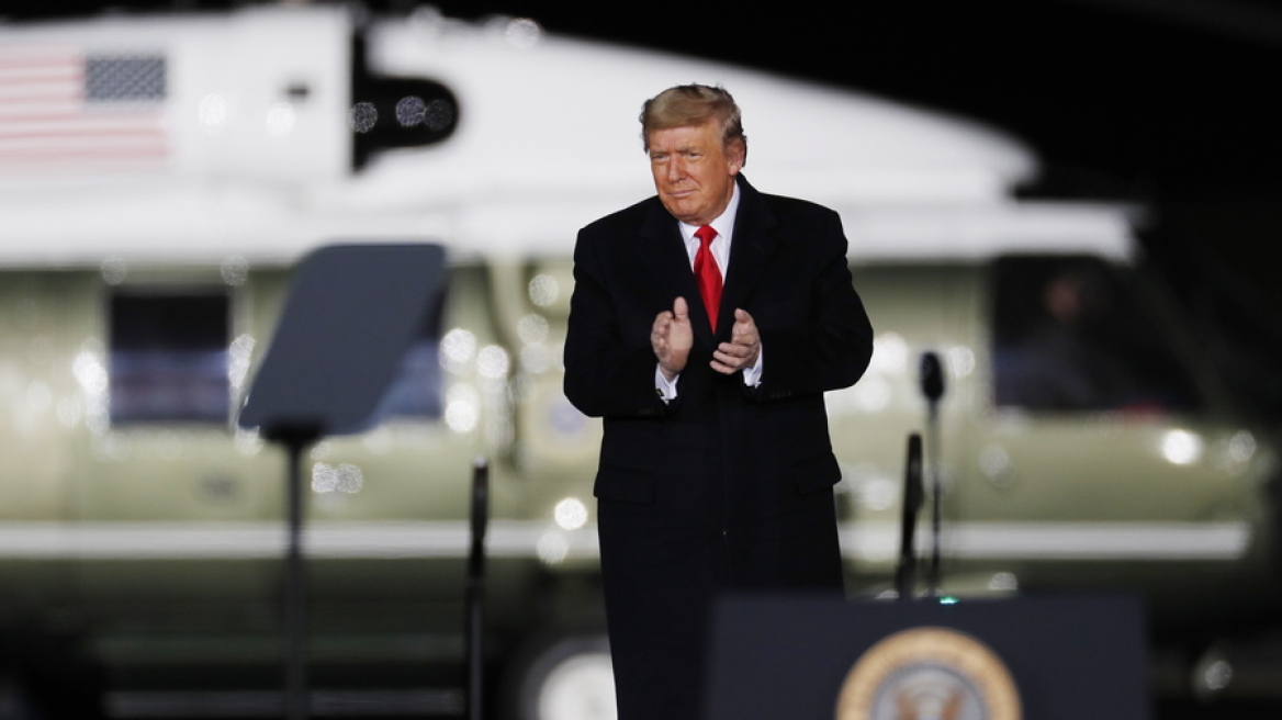 ΗΠΑ: Ο Τραμπ πίεζε το υπουργείο Δικαιοσύνης να αμφισβητήσει τα εκλογικά αποτελέσματα δείχνουν έγγραφα