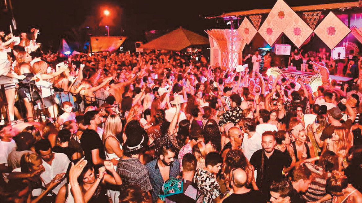 Χαρδαλιάς: Μόνο με καθήμενους θα λειτουργούν τα μπαρ από την Πέμπτη - «Λουκέτο» από την 1η παράβαση