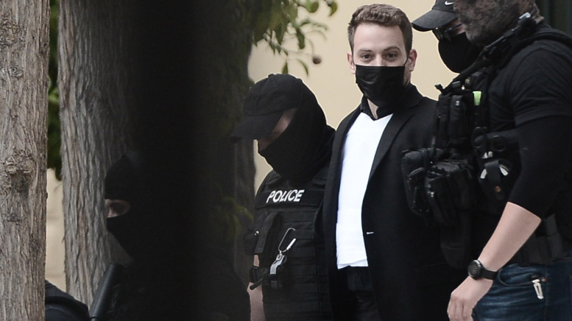 Γλυκά Νερά: «Έχει ζητήσει συγγνώμη, το μόνο που τον νοιάζει είναι το παιδί», λέει ο δικηγόρος του πιλότου