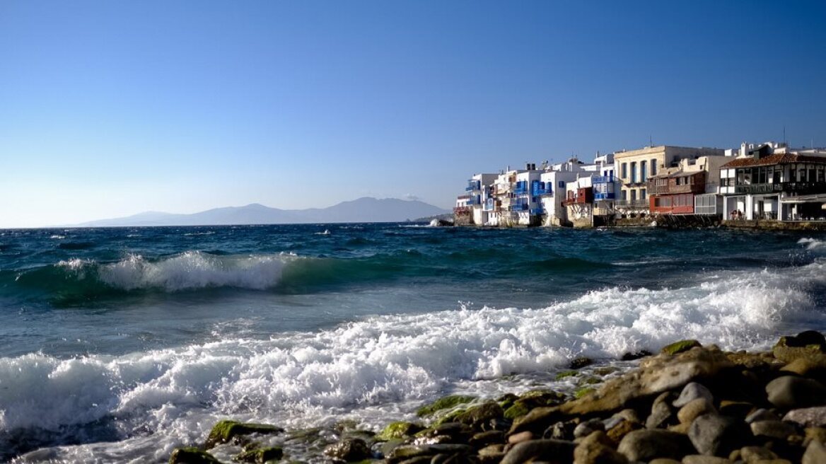 Μύκονος: Βρέθηκε νεκρός, 37χρονος άνδρας στο λιμάνι