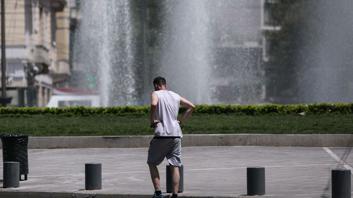 Καύσωνας: Οδηγίες από τον Ιατρικό Σύλλογο Αθηνών για προστασία από τις τις υψηλές θερμοκρασίες