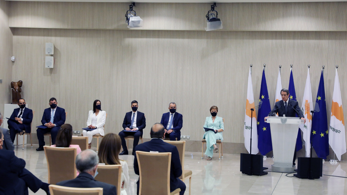 Κύπρος: Ορκωμοσία νέων υπουργών 20 μήνες πριν τις εκλογές