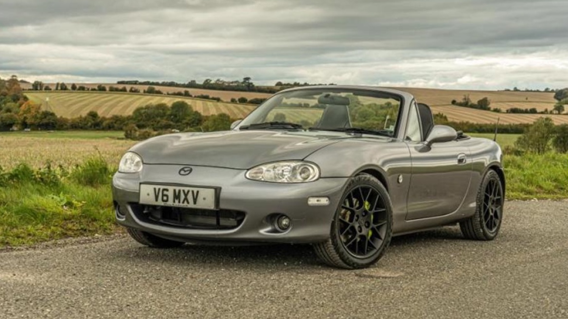 Τι θα λέγατε για ένα Mazda MX-5 V6;