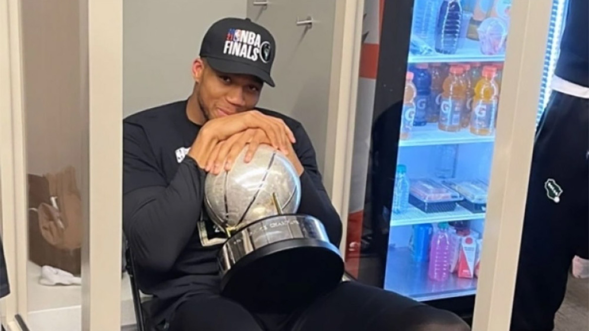 Μπακς: Οι πανηγυρισμοί για τον τίτλο στην Ανατολή!