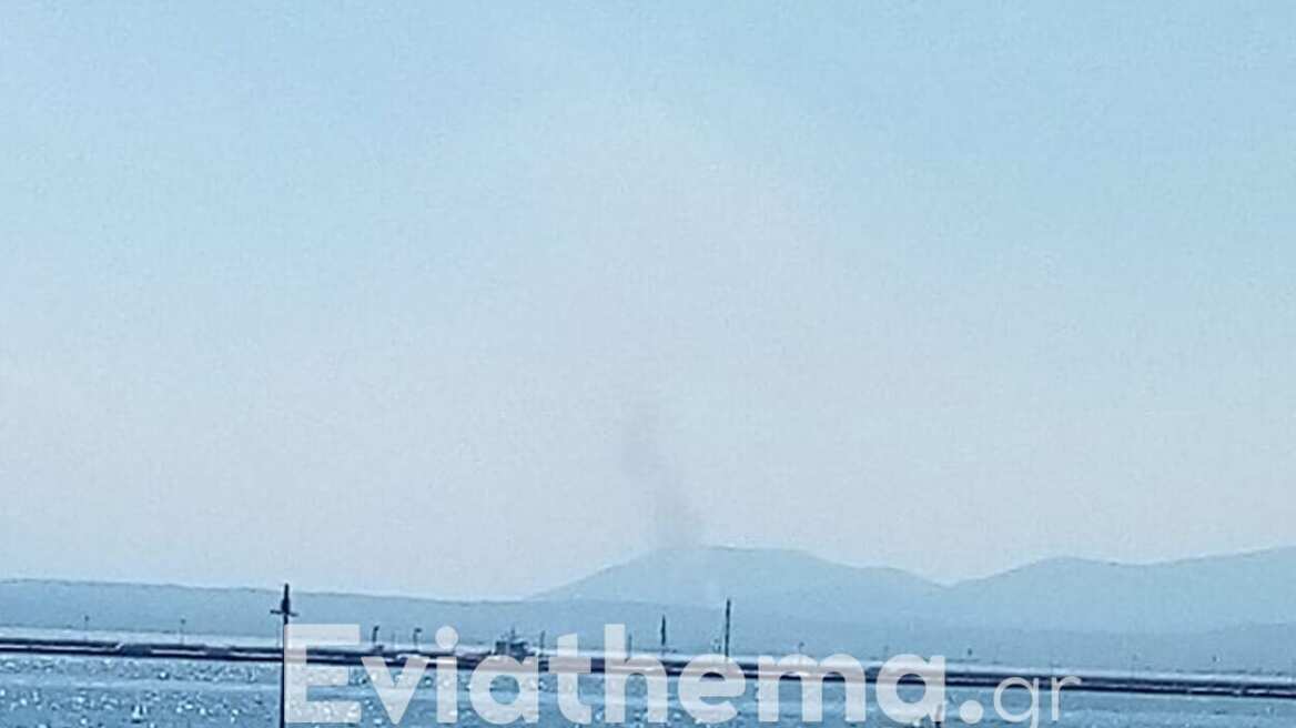 Υπό μερικό έλεγχο η φωτιά στη Ριτσώνα