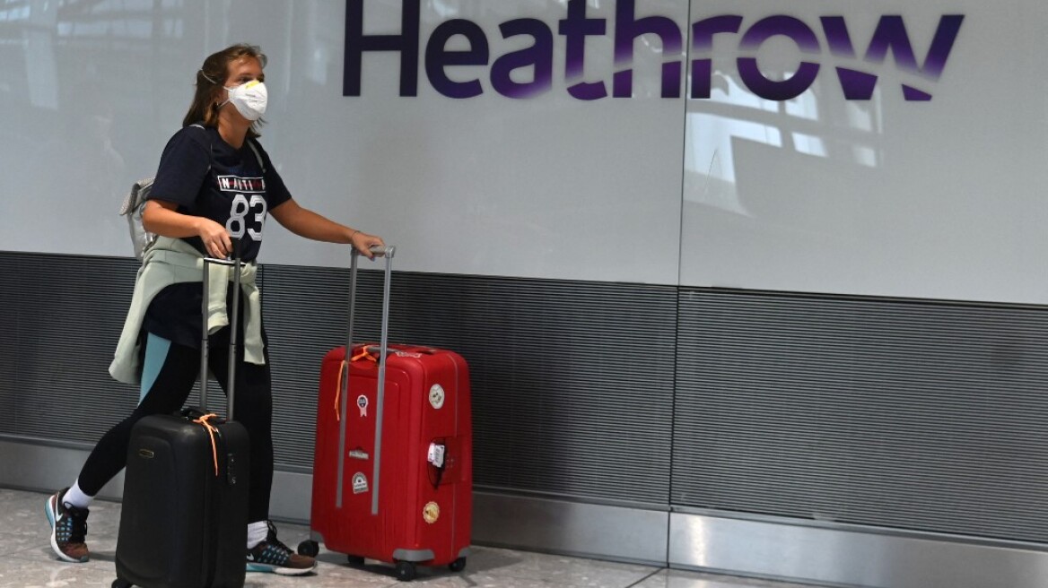 Κορωνοϊός - Βρετανία: Έρχονται «λωρίδες υψηλής ταχύτητας» στο Χίθροου για τους πλήρως εμβολιασμένους