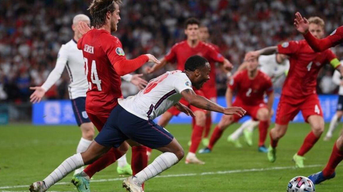 Euro 2020 - Λίνεκερ: «Δεν καταλαβαίνω γιατί τόση φασαρία, ίσως και δύο πέναλτι στον Στέρλινγκ»