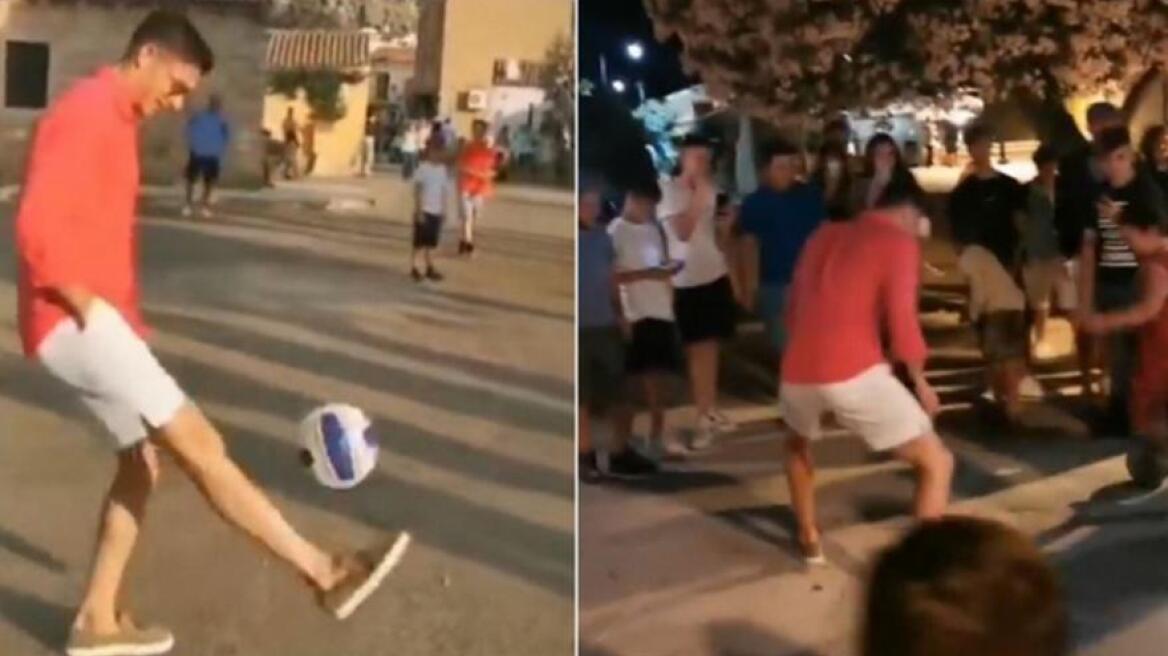 Τεράστιος Λεβαντόφσκι, έπαιξε μπάλα με πιτσιρικάδες σε πλατεία!