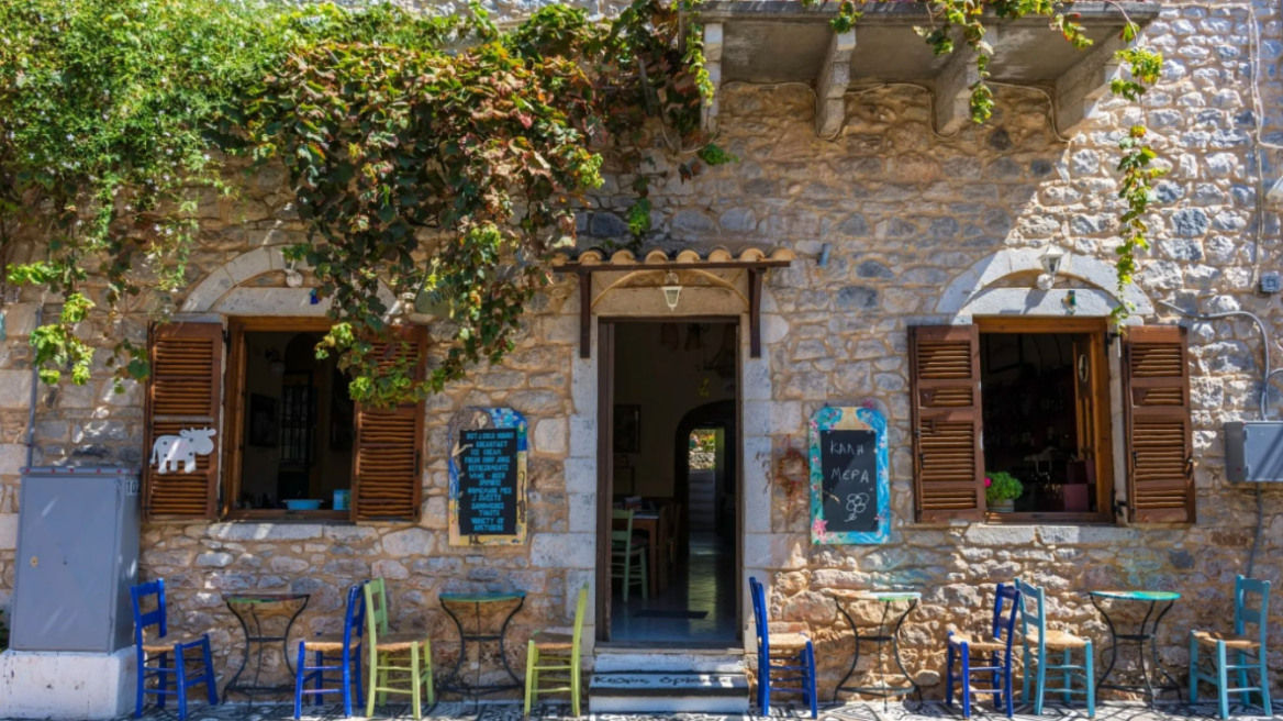 10 αναζωογονητικές στάσεις στη Μεσσηνιακή Μάνη